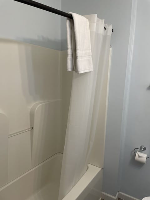 Double Room, Pool Access, Lake View | Free WiFi, bed sheets