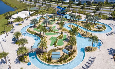 Outdoor pool, sun loungers, lifeguards on site