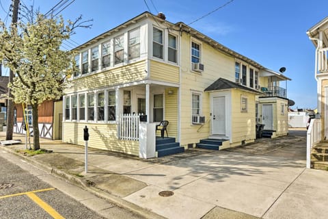 Wildwood Vacation Rental | 2BR | 1BA | 600 Sq Ft | Access By Stairs