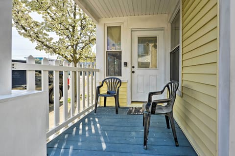 Wildwood Vacation Rental | 2BR | 1BA | Access By Stairs | 650 Sq Ft