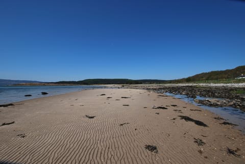 The beautiful Ostel Bay just 2 miles from the property