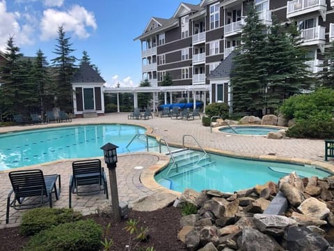 Heated pool and hot tub