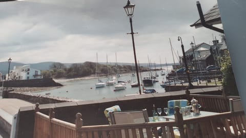 upper deck view sun trap