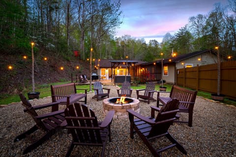 Magical yard with private firepit, hot tub, string lights & forest all around!
