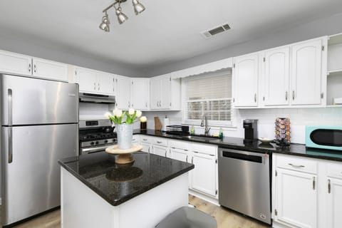 Our fully stocked Kitchen, perfect for preparing meals for friends and family. 