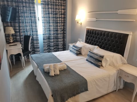 Double or Twin Room | Desk, free WiFi, bed sheets
