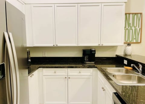 Newly rennovated kitchen