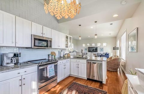 Fully stocked kitchen
