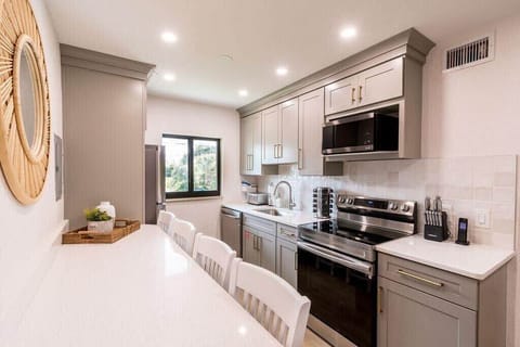 The fully equipped kitchen has everything you need to feel at home, including a coffee maker and dishwasher. Ask us about our concierge services and arrive to a fully stocked fridge!