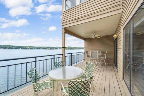 LAKEOZARKVACATION.COM
