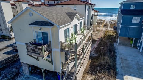 Row B Ocean View North Topsail Rental