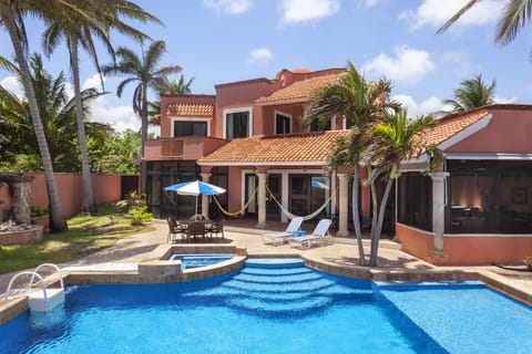 Casa South Breeze - beach front paradise in Puerto Morelos
