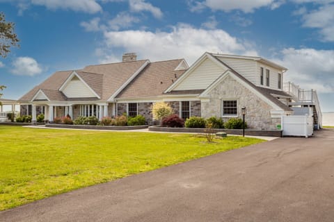 Welcome to 5 Marshall Rd!