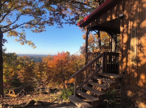Incredible panoramic views of the mountains and valleys 