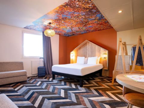 Superior Room, 1 Double Bed with Sofa bed (with Double Bed and Double Sofabed) | Desk, laptop workspace, soundproofing, free WiFi