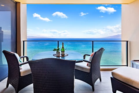 STUNNING views from your private lanai