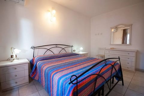 Aricipelgo - Ponza apartment Apartment in Campo nell'Elba