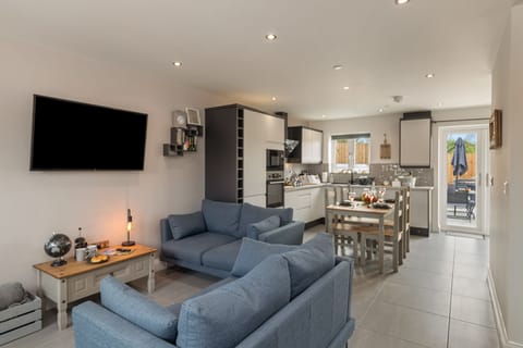 Luxury Cottage, Private Bathroom | Interior