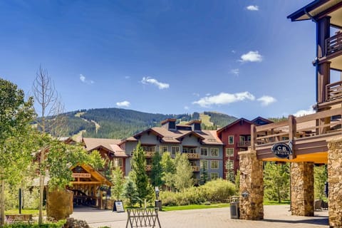 Condo, 2 Bedrooms | Exterior