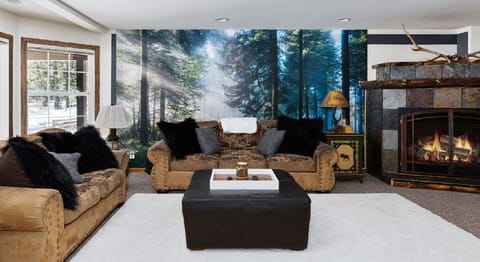 Spacious living room perfect for bonding with family and friends!