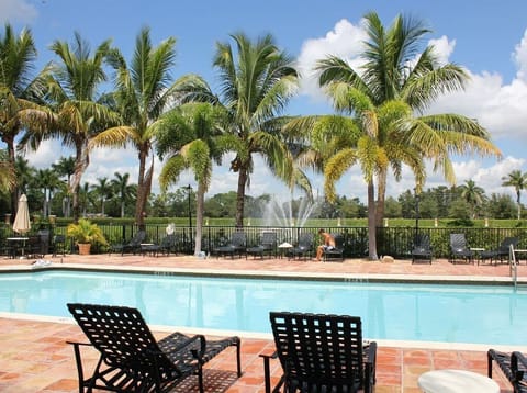 Ahhh! Long lazy days by a resort style pool overlooking the fountain!