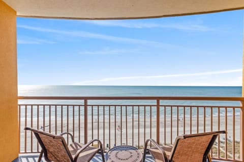 Balcony - Direct, unobstructed full ocean front view!