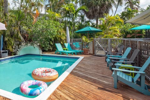 Shared pool with Lounge Chairs