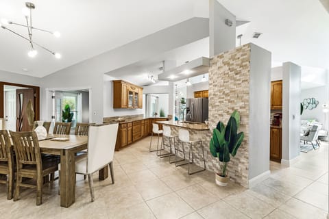 Dining table seats 8 plus counter seating for 3!