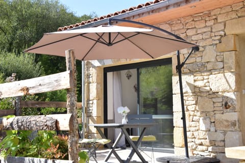 Romantic Cottage, Hot Tub (L'Étoile Spa) | Exterior