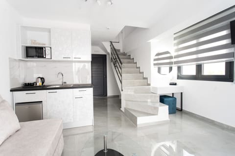 Luxury Loft | Living area | Smart TV