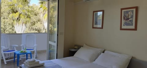 House | 1 bedroom