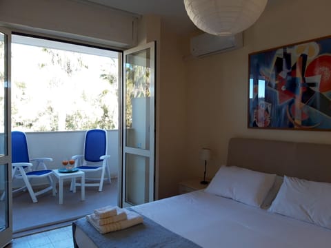 House | 1 bedroom, bed sheets