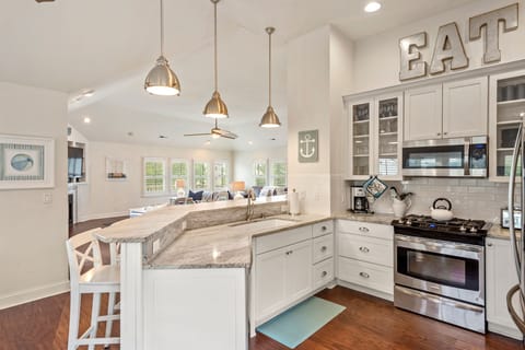 VOH11: Hidden Gem | Top Level Kitchen