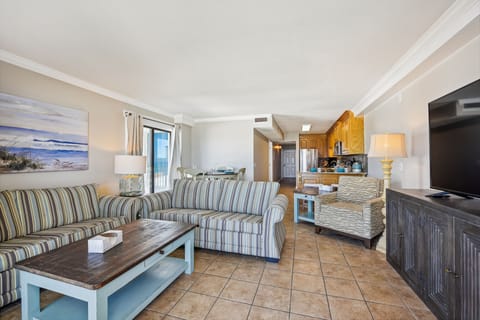 Gulf Front Living Area with Sleeper Sofa