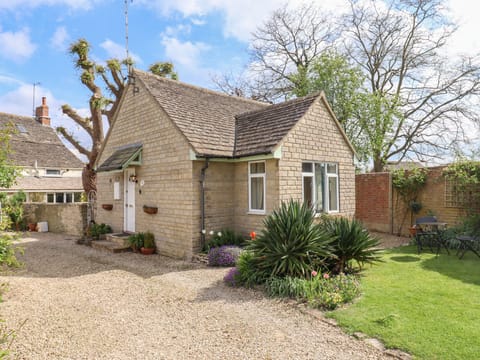 Cottage | Front of property