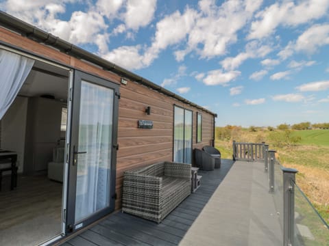 Cottage | Balcony