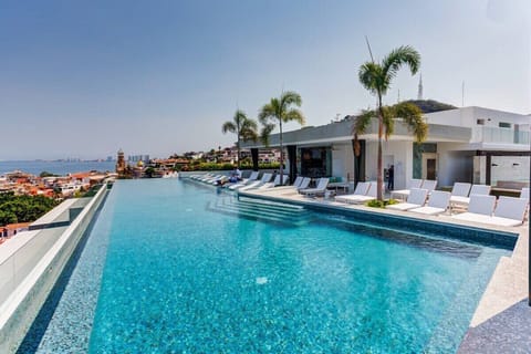Rooftop Pool