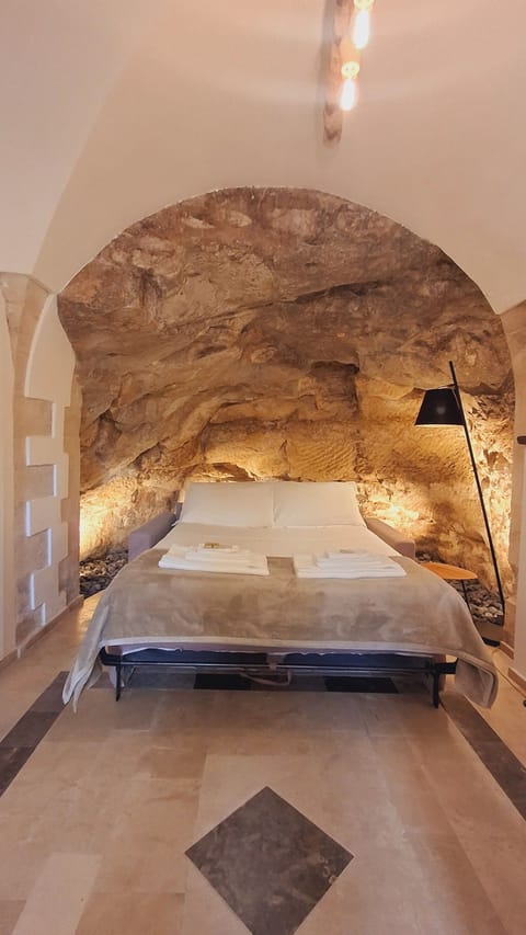 Luxury Quadruple Room | In-room safe, blackout drapes, soundproofing, free WiFi