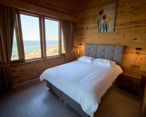 Deluxe Room - Unique Sea View | Premium bedding, minibar, soundproofing, free WiFi