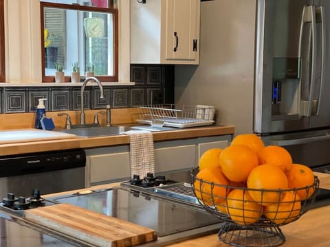 Enjoy the convenience of a fully-equipped kitchen