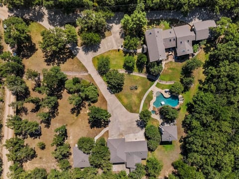 Lakefront Resort 2 Acre Property