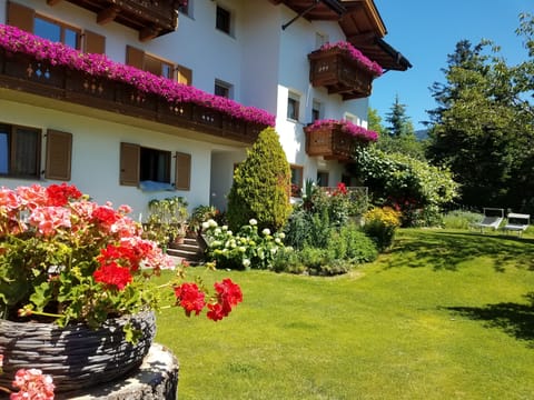 House, 1 Bedroom, Accessible, Balcony | Garden