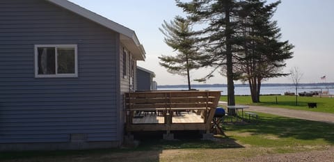 Cottage #8 with deck and view of Lake Michigan