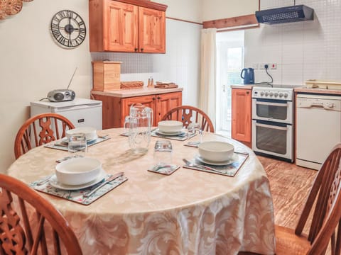 Kitchen/diner | Arthfan, Dolgellau