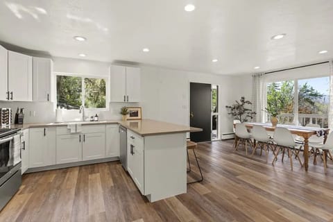 Brand new Kitchen!
