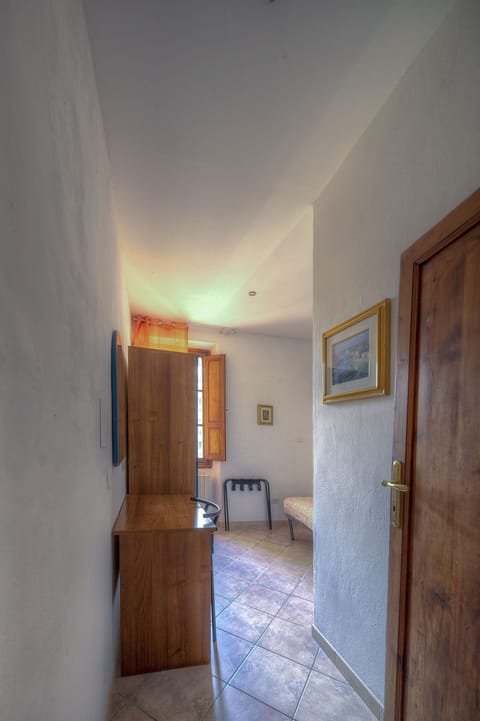 Basic Double Room, Shared Bathroom, City View