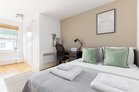 Studio | Hypo-allergenic bedding, individually furnished, iron/ironing board
