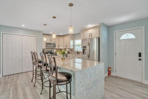 House, 3 Bedrooms | Private kitchen | Fridge, coffee/tea maker, toaster