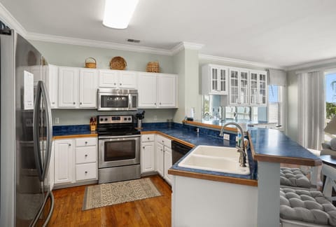 House, Multiple Beds, Balcony, Ocean View | Private kitchen | Coffee/tea maker