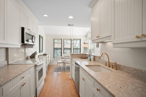 Condo, Multiple Beds, Balcony, Ocean View | Private kitchen | Coffee/tea maker